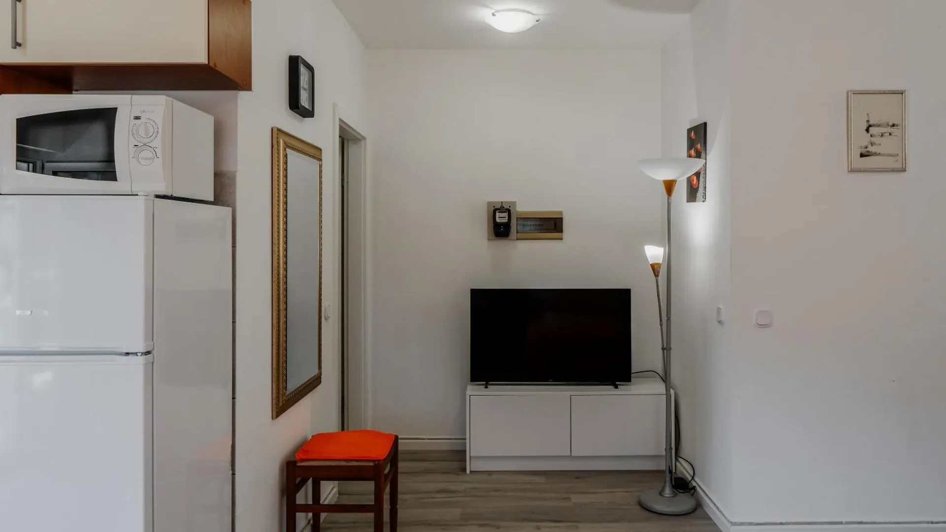 Apartments Tt Vir